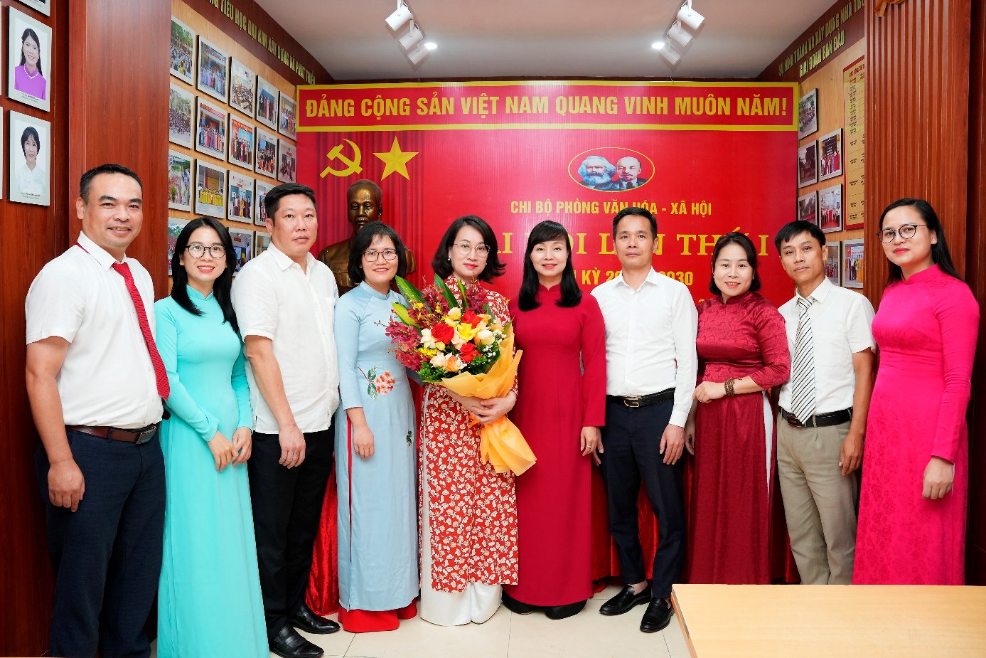 Đại hội chi bộ Phòng Văn hoá – Xã hội lần thứ I, nhiệm kỳ 2025-2030 thành công tốt đẹp- Ảnh 4.