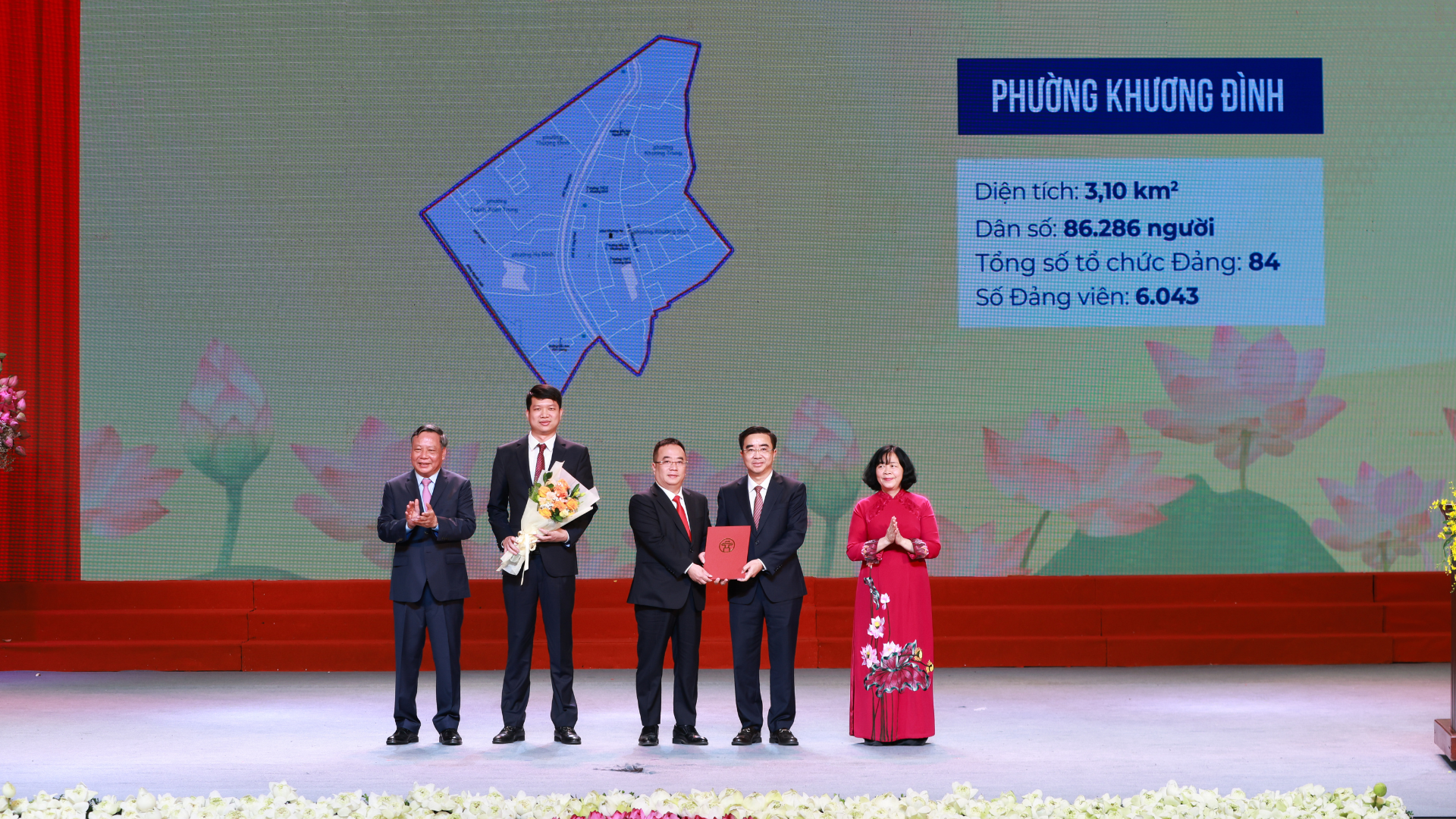 876353237_phuong-khuong-dinh.png