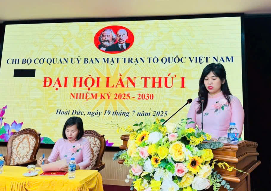 Đại hội Chi bộ cơ quan Ủy ban MTTQ Viêt Nam xã Hoài Đức- Ảnh 1.