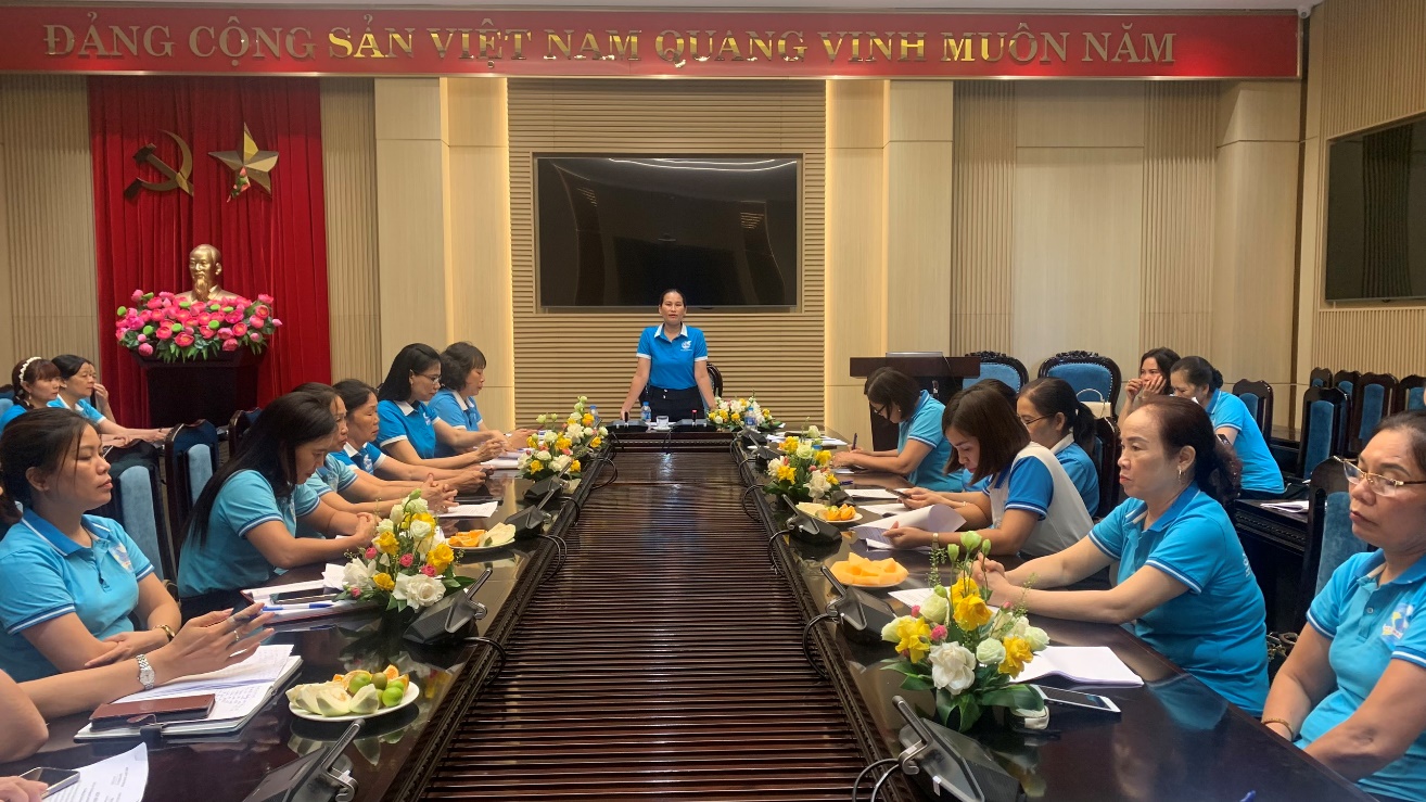 Phụ nữ Đan Phượng phát huy truyền thống phong trào “Ba đảm đang”, tích cực tham gia xây dựng Đảng và hệ thống chính trị- Ảnh 1.