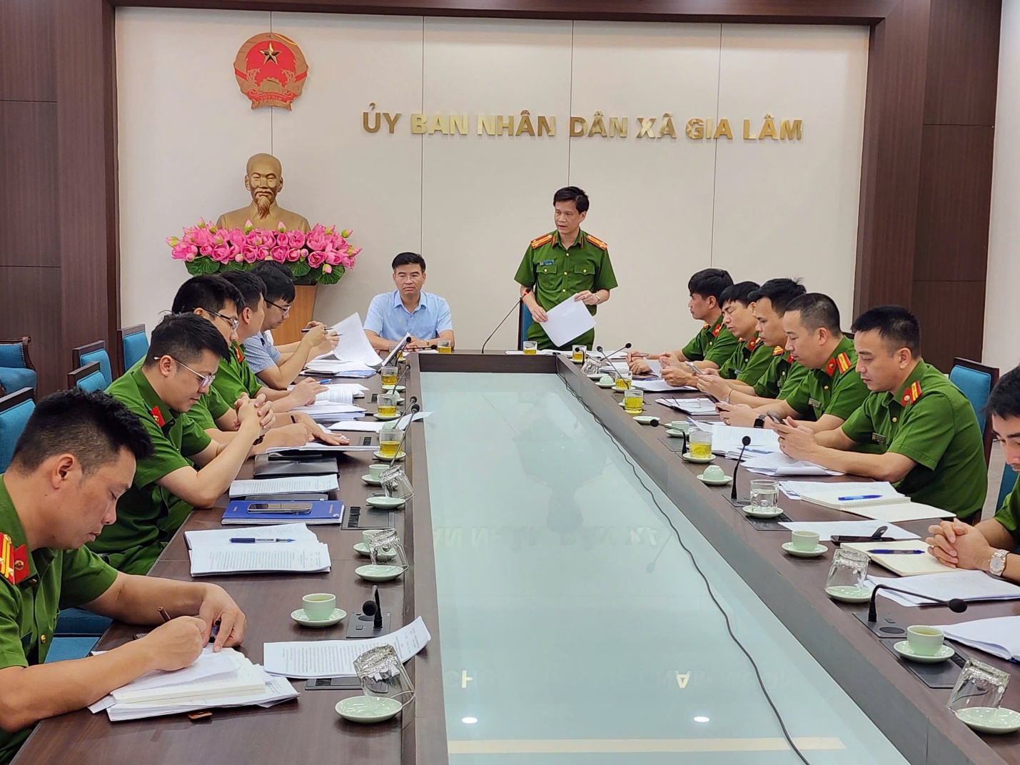 UBND xã Gia Lâm phối hợp Phòng Cảnh sát PCCC&CNCH – CATP Hà Nội triển khai các nhiệm vụ trọng tâm về công tác PCCC và cứu nạn, cứu hộ- Ảnh 1.