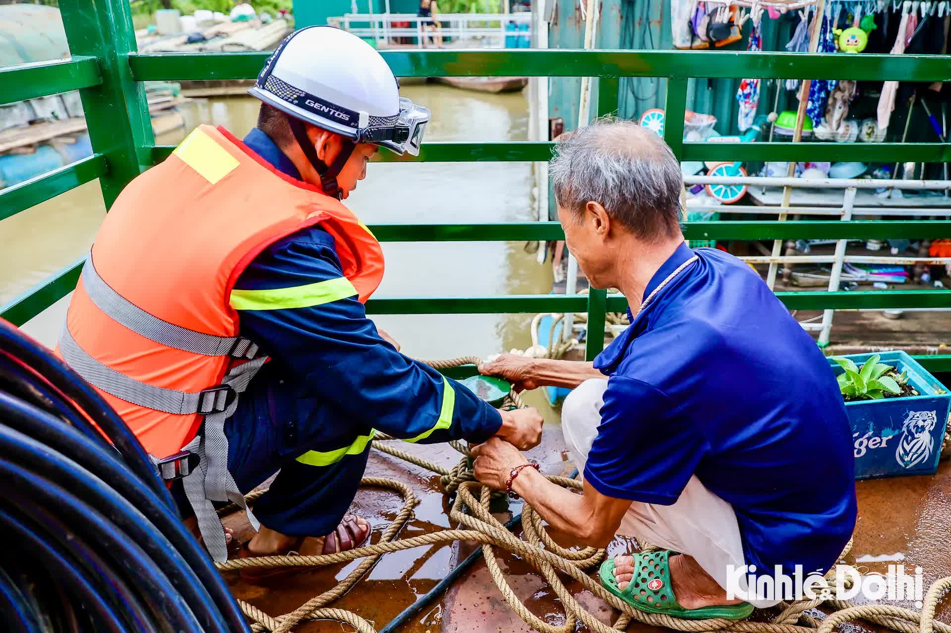Ứng phó bão số 3: Hà Nội triển khai nhiều biện pháp bảo vệ người dân sống ven sông- Ảnh 8.
