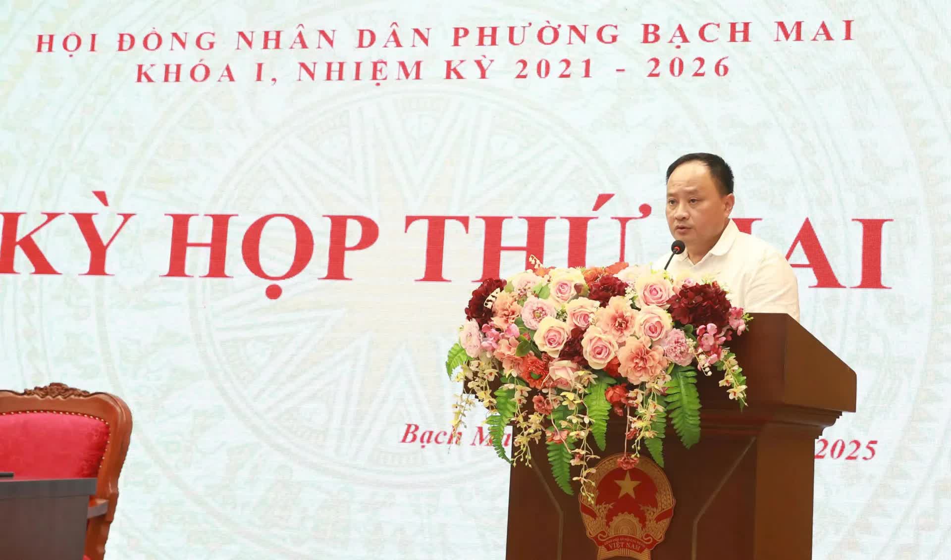 Kỳ họp thứ hai HĐND phường Bạch Mai: cán bộ, Nhân dân chung sức xây dựng phường phát triển văn minh, hiện đại- Ảnh 2.