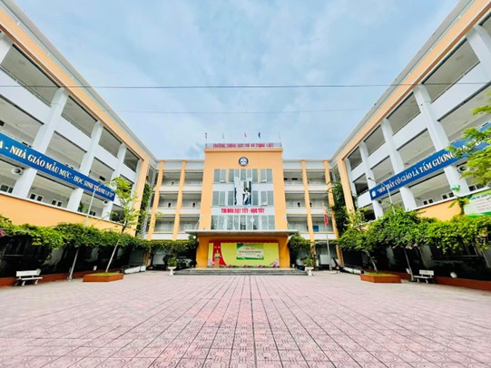 CHI ĐOÀN TRƯỜNG THCS THỊNH LIỆT HƯỞNG ỨNG
CHIẾN DỊCH “HÈ TÌNH NGUYỆN” VÀ THAM GIA HOẠT ĐỘNG VỆ SINH MÔI TRƯỜNG, TRI ÂN CÁC ANH HÙNG LIỆT SĨ
- Ảnh 2.
