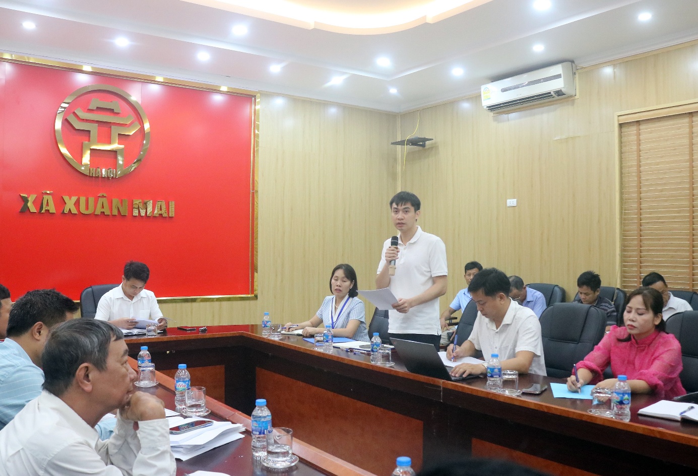 UBND xã Xuân Mai tổ chức hội nghị triển khai các nội dung tổ chức các hoạt động kỷ niệm 78 năm ngày Thương binh - Liệt sĩ- Ảnh 2.