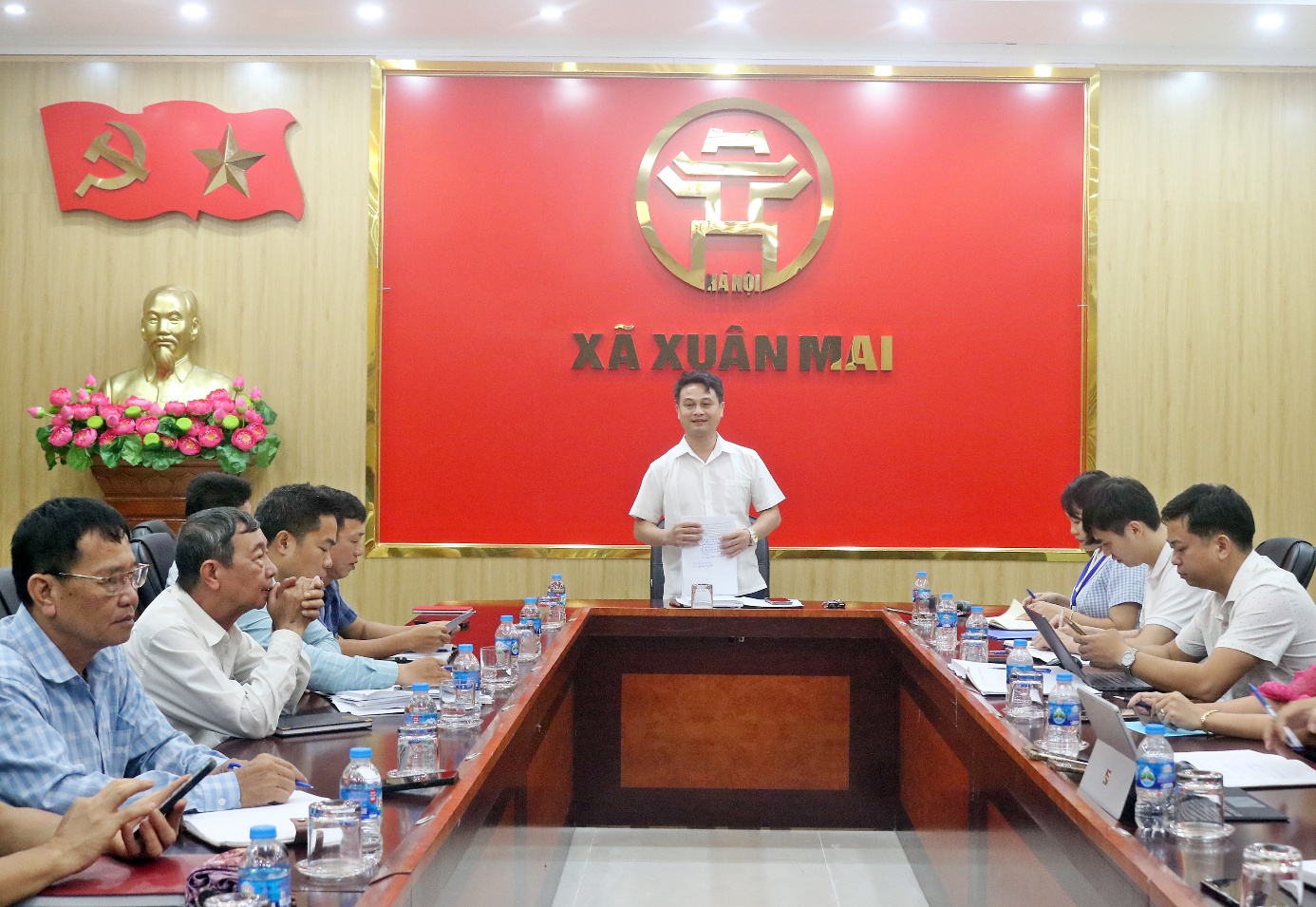 UBND xã Xuân Mai tổ chức hội nghị triển khai các nội dung tổ chức các hoạt động kỷ niệm 78 năm ngày Thương binh - Liệt sĩ- Ảnh 4.