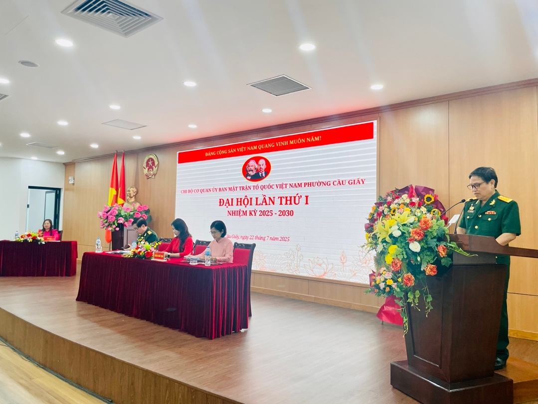 ĐẠI HỘI CHI BỘ CƠ QUAN UỶ BAN MẶT TRẬN TỔ QUỐC VIỆT NAM PHƯỜNG CẦU GIẤY LẦN THỨ I, NHIỆM KỲ 2025 - 2030- Ảnh 4.