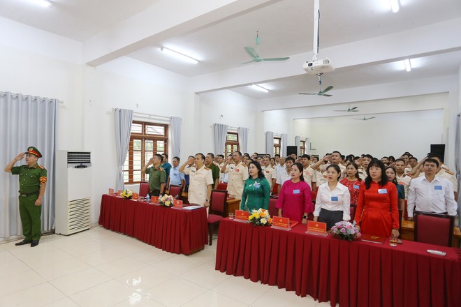 Đảng bộ Công an phường Hà Đông quyết tâm đáp ứng yêu cầu trong tình hình mới- Ảnh 1.