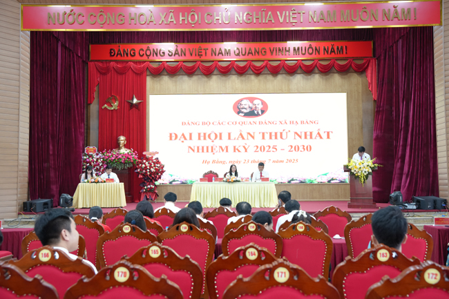 Đại hội lần thứ Nhất Đảng bộ các cơ quan Đảng xã Hạ Bằng: Phát huy tinh thần đoàn kết, nâng cao năng lực lãnh đạo, sức chiến đấu của tổ chức Đảng- Ảnh 2.