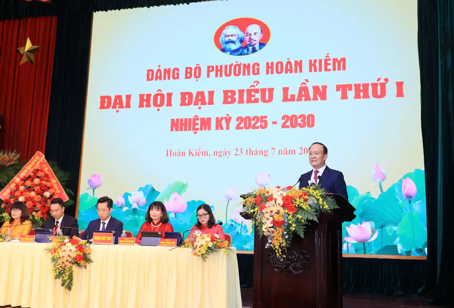 Đại hội đại biểu Đảng bộ phường Hoàn Kiếm lần thứ I, nhiệm kỳ 2025 - 2030- Ảnh 2.