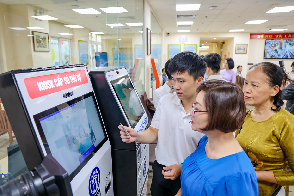 Hà Nội triển khai lấy số thứ tự trực tuyến trên ứng dụng iHanoi- Ảnh 2.