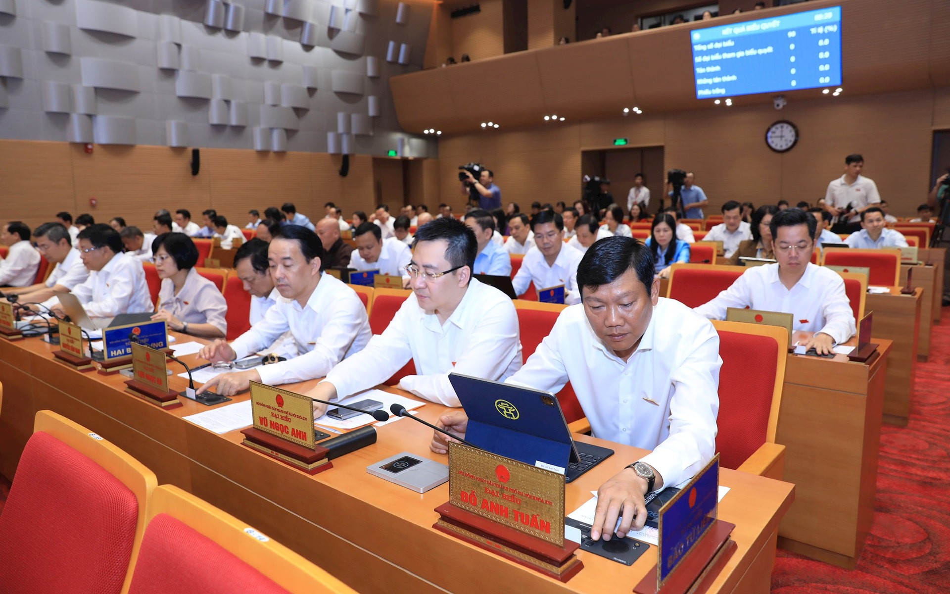 Quy định mức tiền phạt đối với hành vi vi phạm hành chính trong lĩnh vực bảo vệ môi trường trên địa bàn thành phố Hà Nội