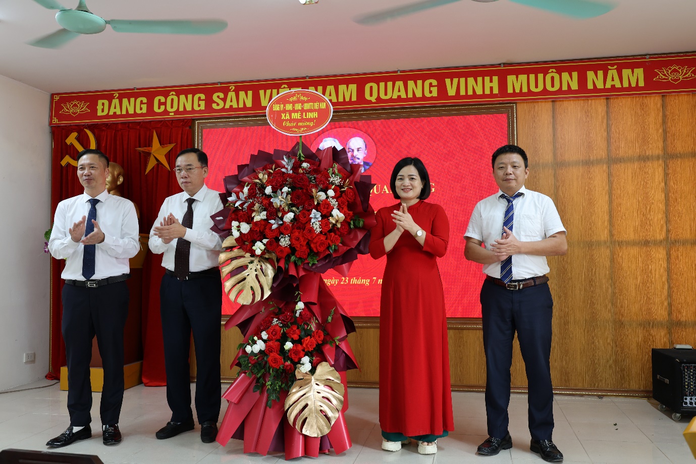 Đảng bộ các cơ quan Đảng xã Mê Linh tổ chức thành công Đại hội lần thứ nhất- Ảnh 1.