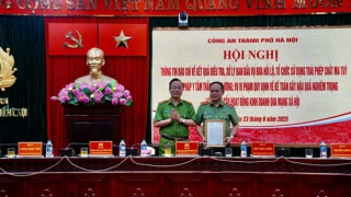 Công an TP Hà Nội ra mắt 126 Công an phường, xã theo mô hình tổ chức mới- Ảnh 11.