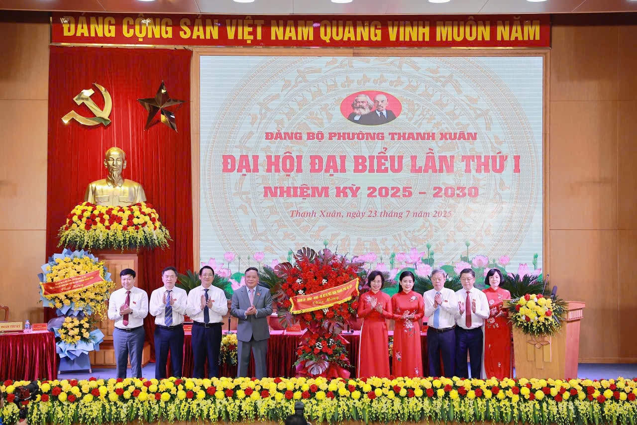 Phó Bí thư Thường trực Thành ủy Nguyễn Văn Phong: Thanh Xuân phấn đấu đạt phường kiểu mẫu của Hà Nội- Ảnh 1.