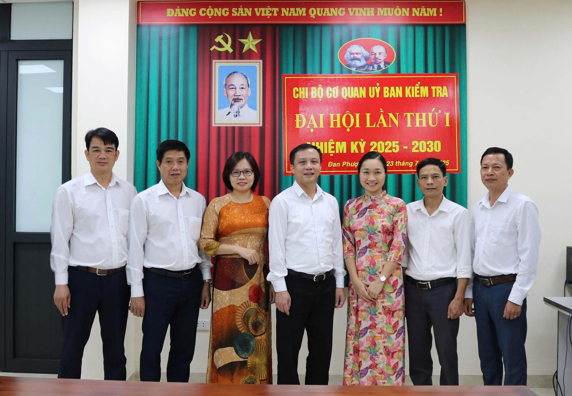 Xã Đan Phượng: đồng loạt tổ chức thành công Đại hội các Chi bộ nhiệm kỳ 2025-2030.- Ảnh 6.