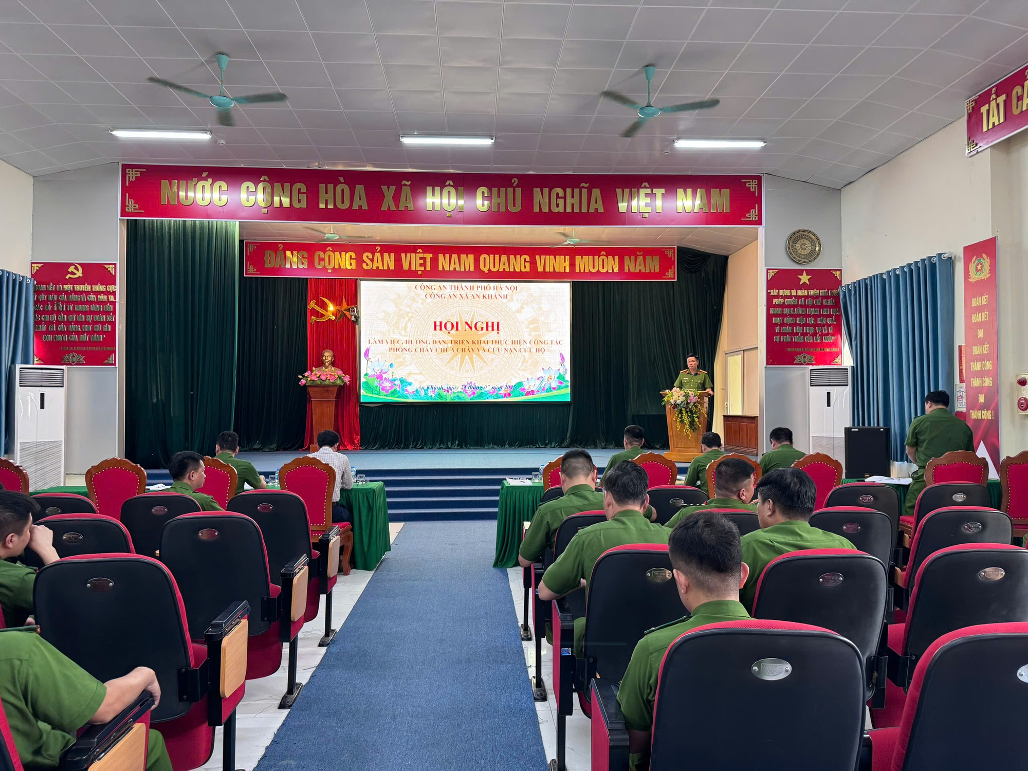 UBND xã An Khánh tổ chức Hội nghị triển khai công tác PCCC&CNCH trong tình hình mới- Ảnh 3.