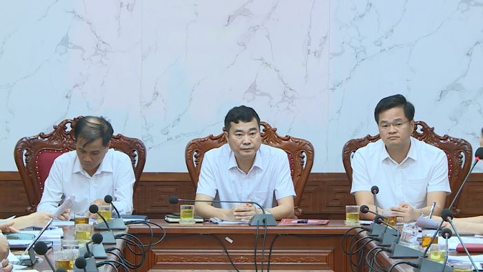 Ký kết quy chế phối hợp trong công tác đào tạo, bồi dưỡng tại trung tâm chính trị khu vực Phúc Thọ- Ảnh 1.