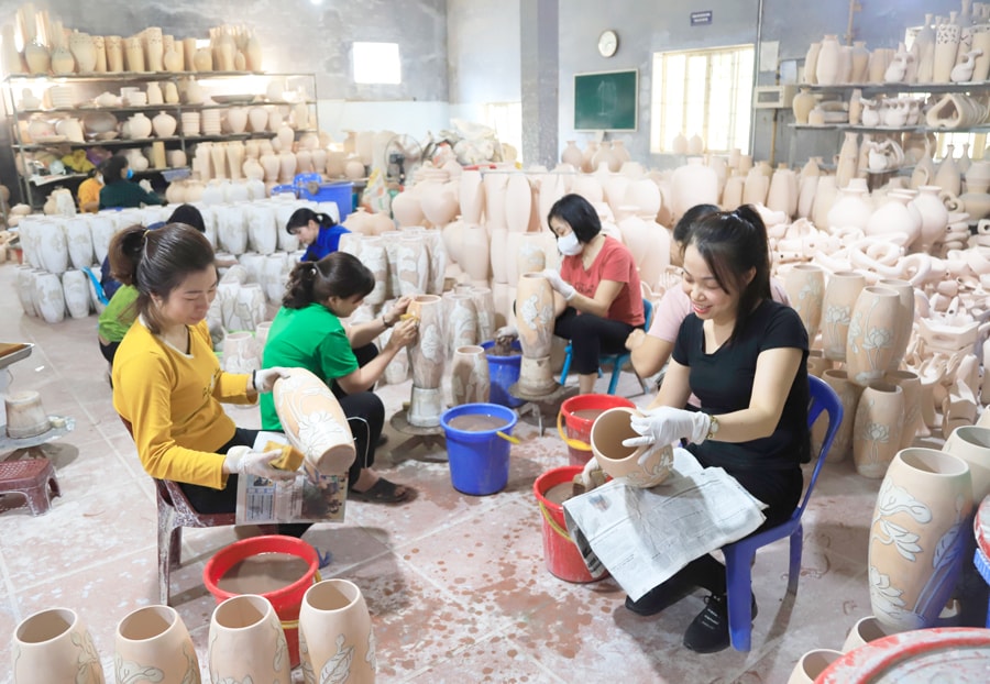 Đưa sản phẩm làng nghề vươn ra thế giới- Ảnh 1.