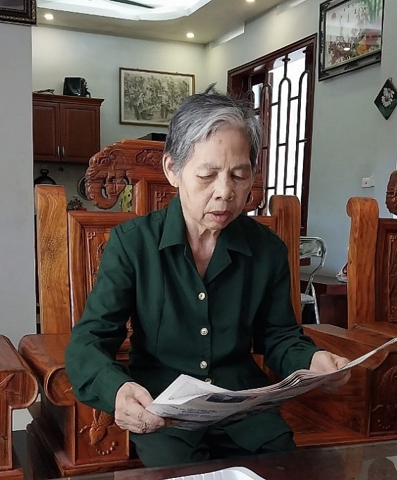 Năm tháng không quên của nữ dũng sĩ phá bom nổ chậm- Ảnh 1.