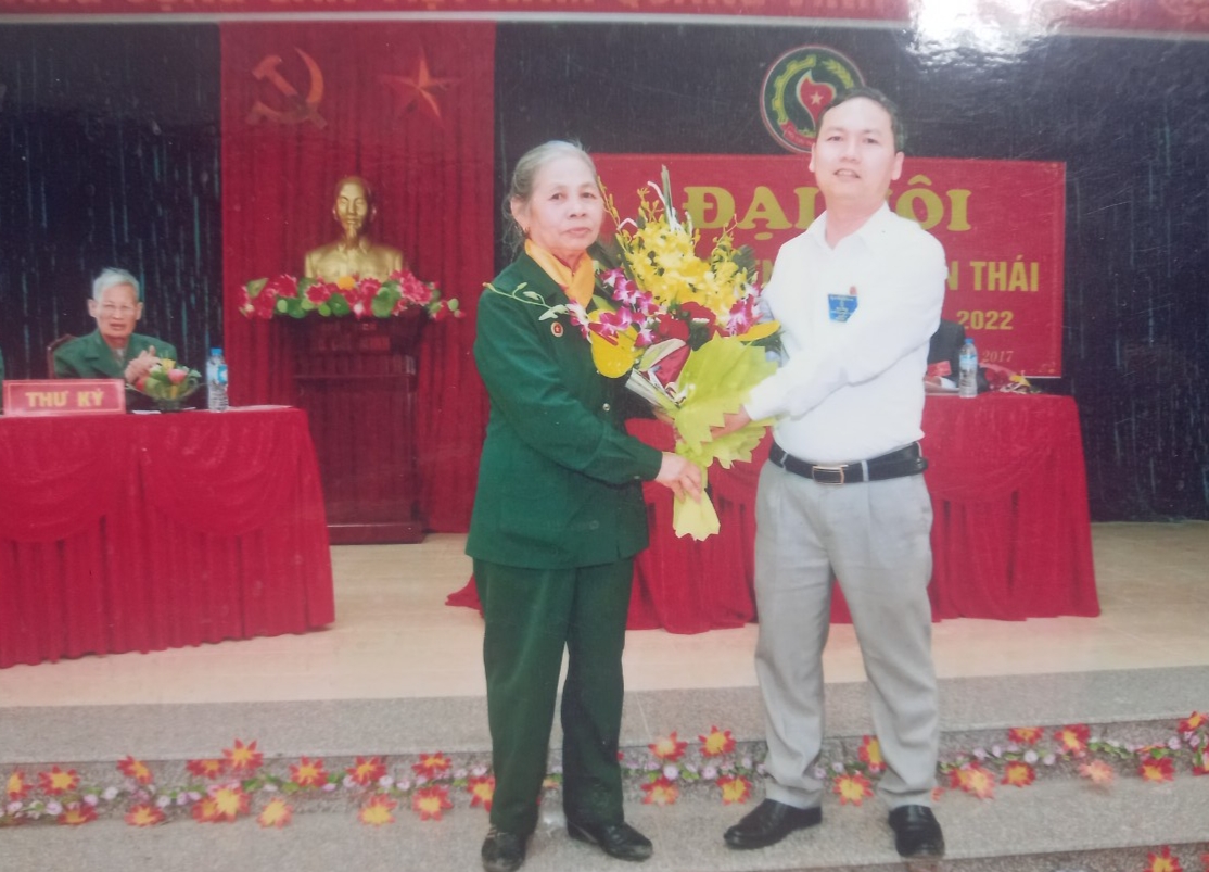 Năm tháng không quên của nữ dũng sĩ phá bom nổ chậm- Ảnh 3.