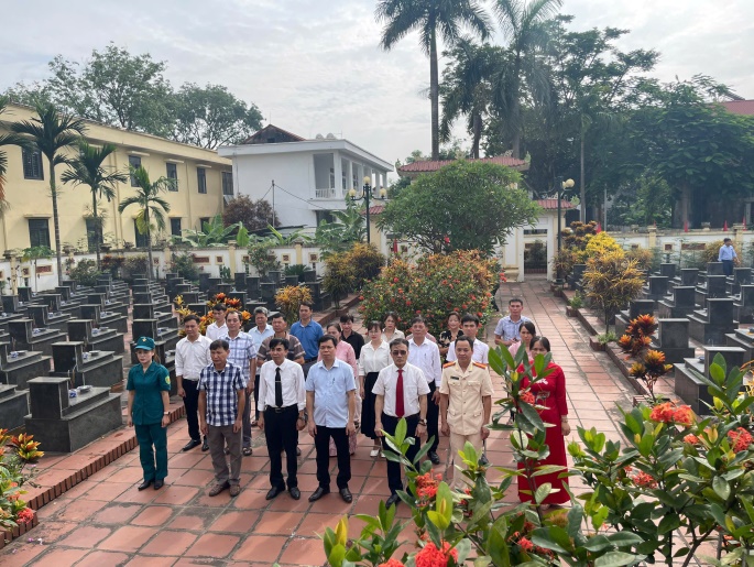 XÃ PHÚC SƠN TỔ CHỨC CÁC HOẠT ĐỘNG TRI ÂN NHÂN KỶ NIỆM 78 NĂM NGÀY THƯƠNG BINH – LIỆT SĨ (27/7/1947 – 27/7/2025)- Ảnh 1.