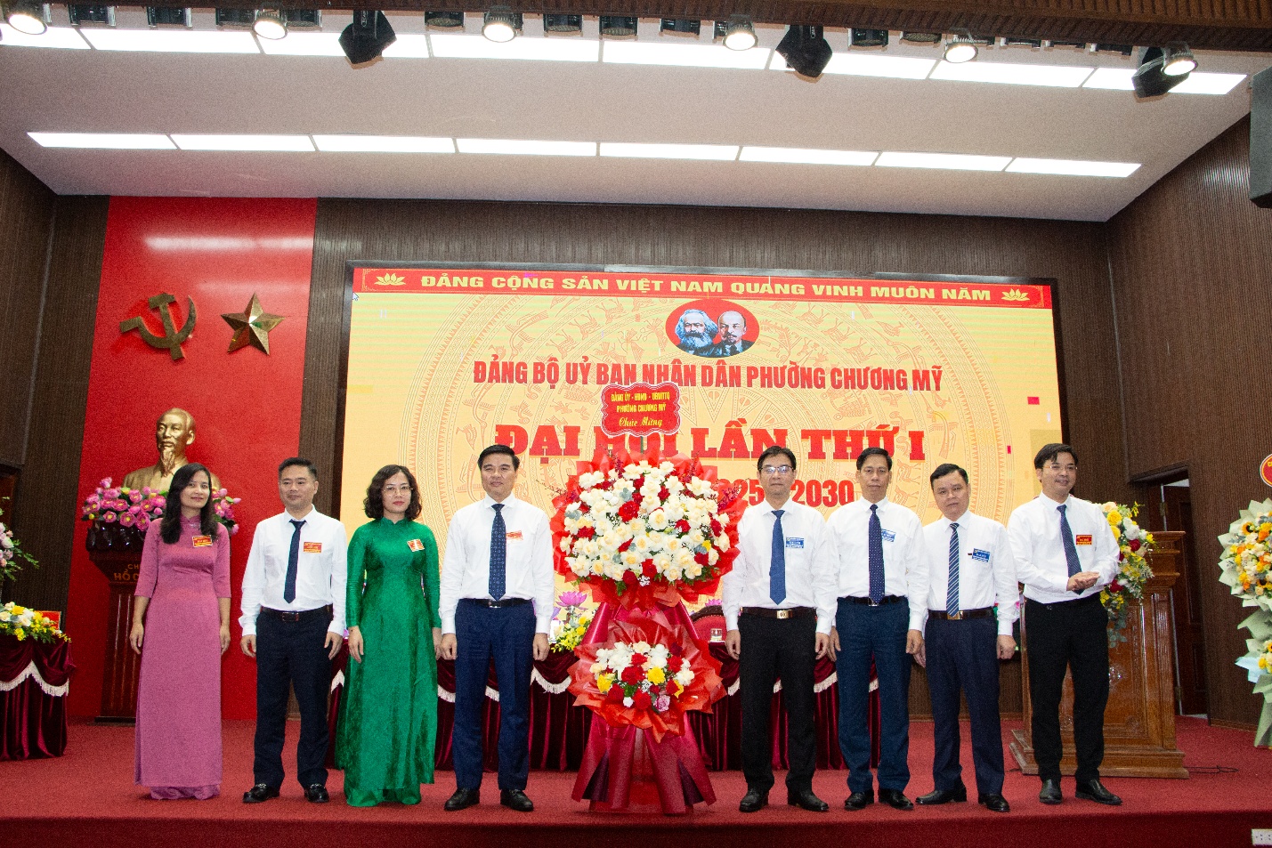 Đảng bộ UBND phường Chương Mỹ “Đoàn kết - Dân chủ - Kỷ cương - Đột phá - Phát triển”- Ảnh 1.
