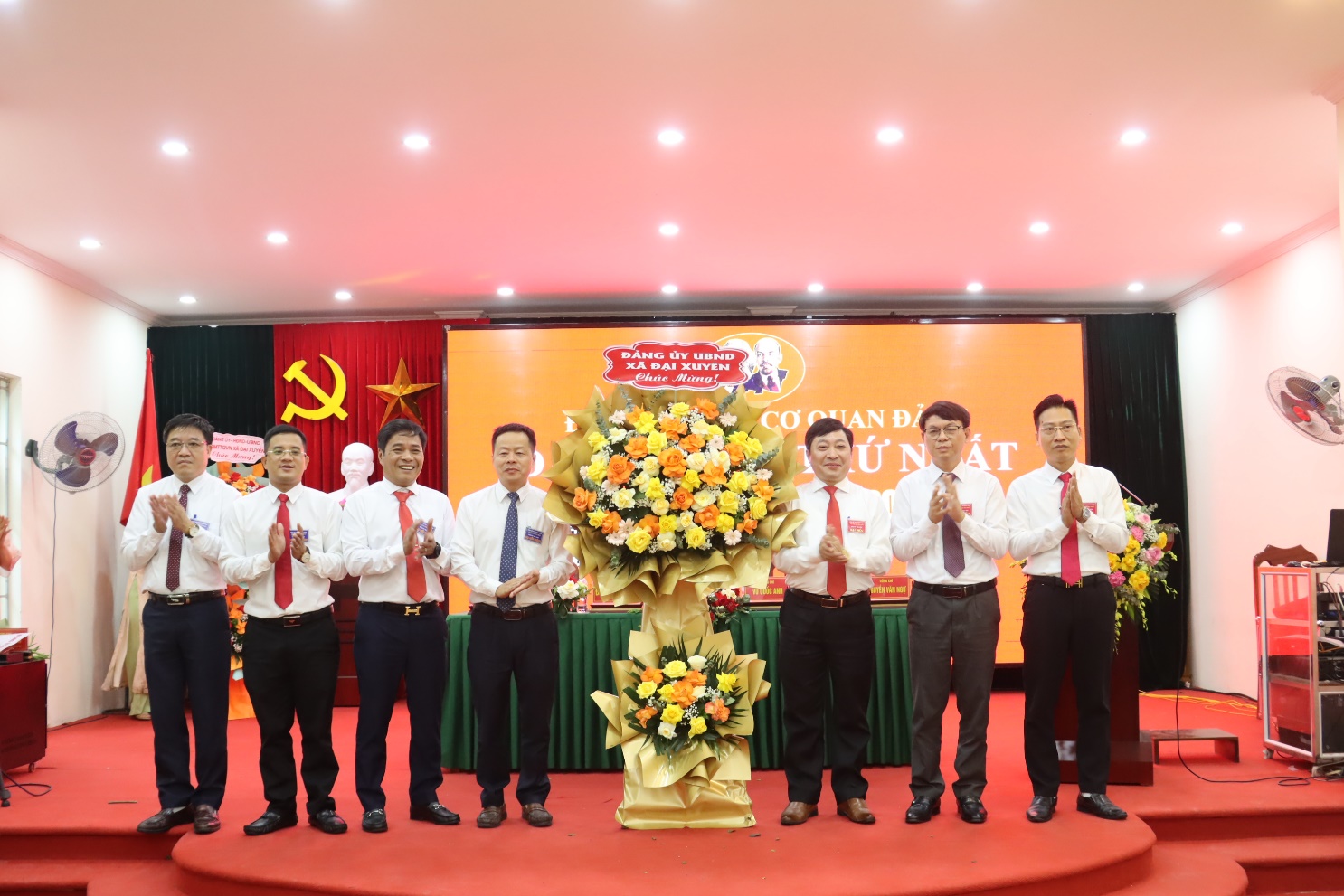 Đảng bộ các cơ quan Đảng và Đảng bộ Ủy ban nhân dân xã Đại Xuyên Đại hội lần thứ nhất, nhiệm kỳ 2025-2030- Ảnh 3.