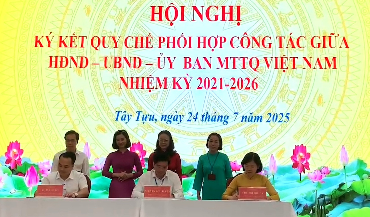 Ủy ban MTTQ phường Tây Tựu: Ký kết Quy chế phối hợp công tác giữa HĐND - UBND và Ủy ban MTTQ giai đoạn 2021 - 2026- Ảnh 1.