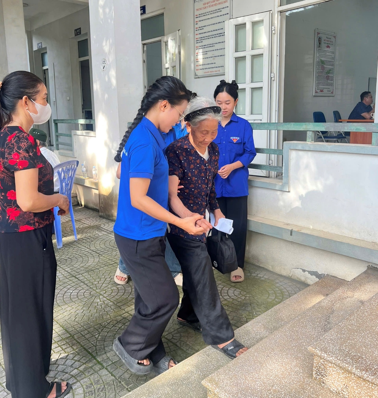 Tuổi trẻ An Khánh phát huy tinh thần xung kích, tình nguyện, đồng hành cùng chính quyền địa phương và nhân dân- Ảnh 5.