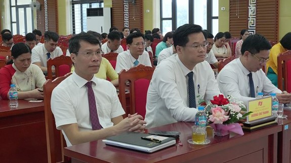 Đại hội Đảng bộ UBND xã Hát Môn lần thứ I, nhiệm kỳ 2025 - 2030: Dấu mốc quan trọng trong xây dựng chính quyền cơ sở vững mạnh, phục vụ Nhân dân.- Ảnh 3.