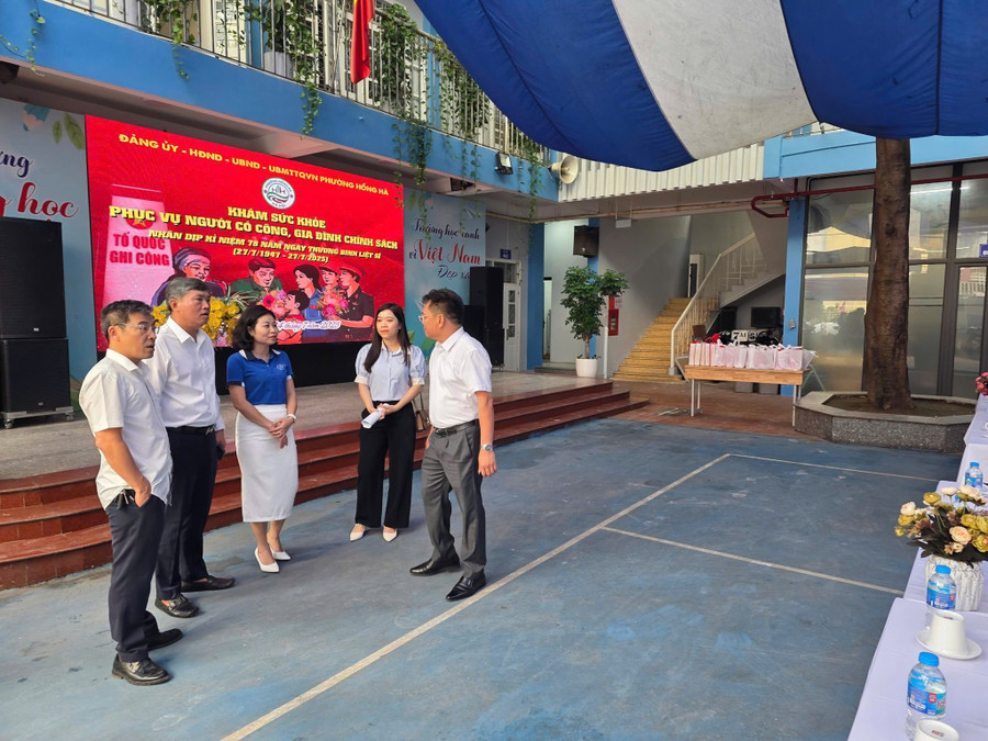 Trường học Hà Nội tổ chức nhiều hoạt động tri ân nhân dịp 27/7- Ảnh 2.