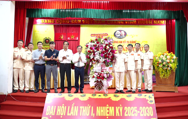 Đại hội Đảng bộ Công an xã Hạ Bằng lần thứ I, 
nhiệm kỳ 2025 - 2030- Ảnh 1.