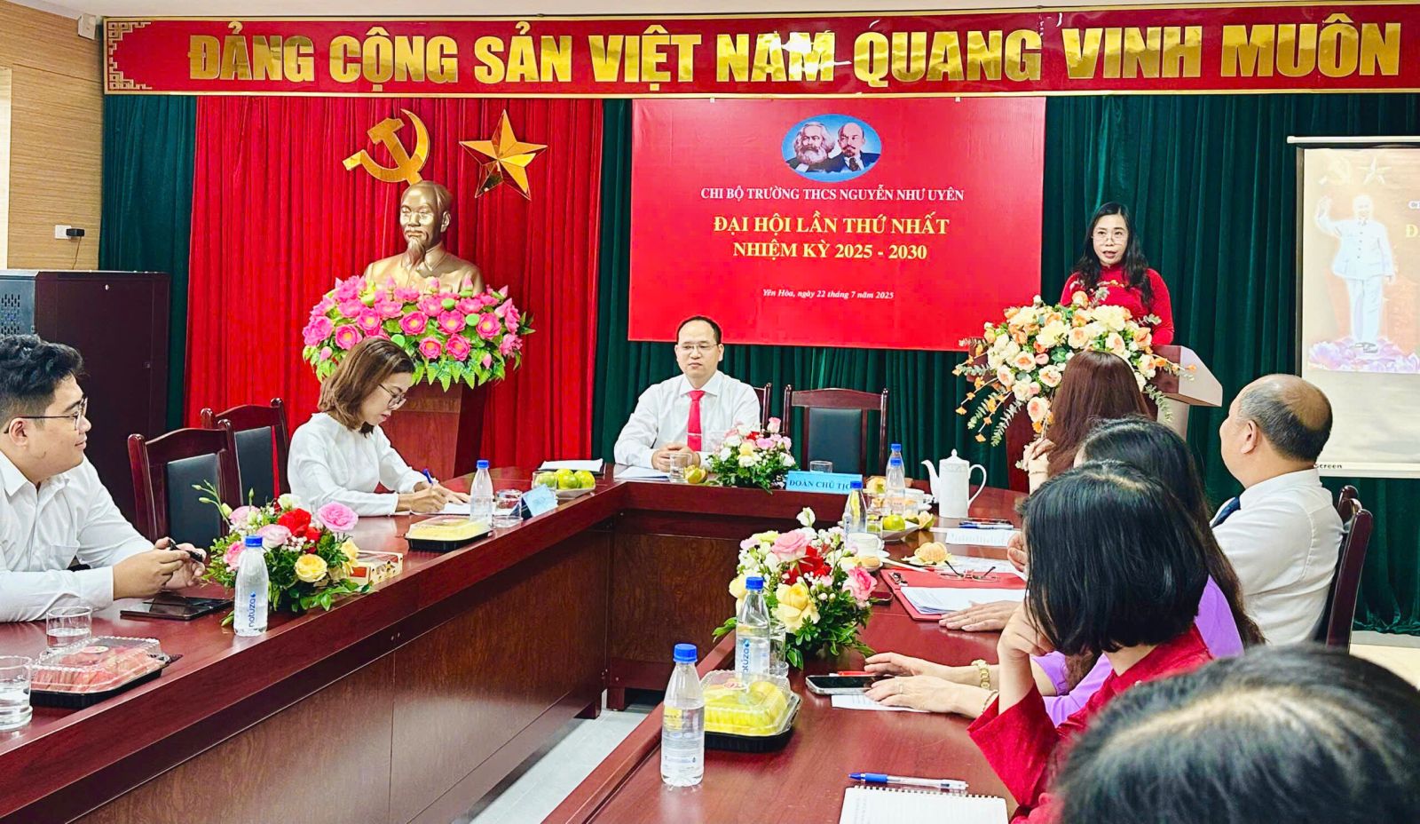 Trường THCS Nguyễn Như Uyên tổ chức thành công Đại hội chi bộ lần thứ nhất, nhiệm kỳ 2025 - 2030- Ảnh 2.
