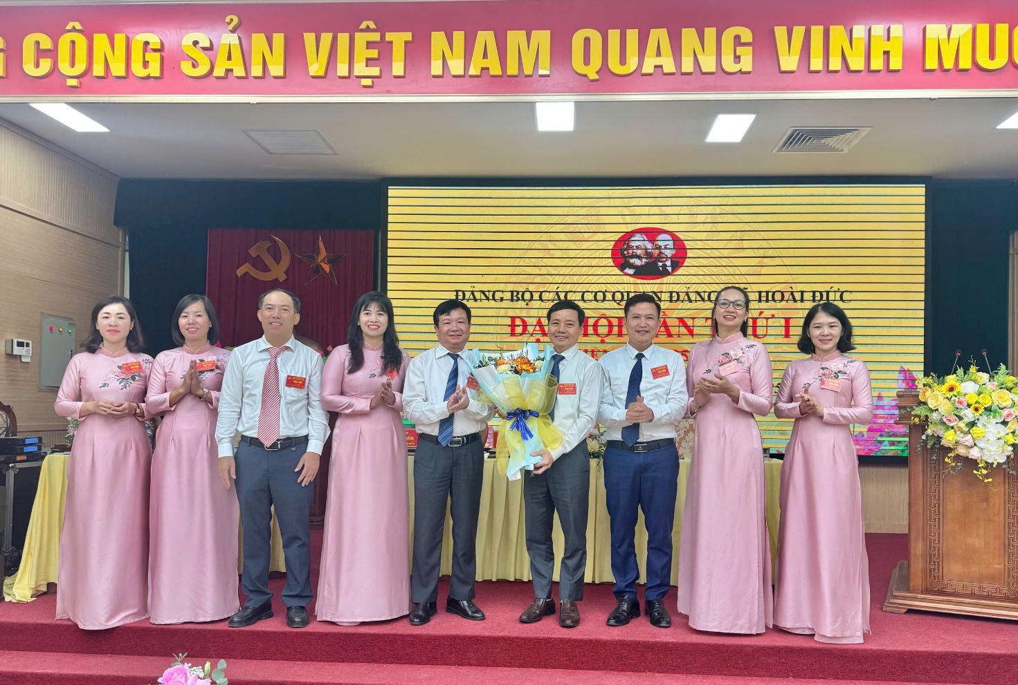 Đảng bộ các cơ quan Đảng xã Hoài Đức tổ chức đại hội lần thứ I nhiệm kỳ 2025-2030- Ảnh 8.
