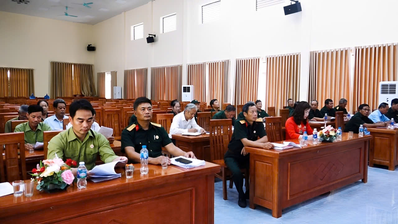C:\Users\User\Desktop\HONG SON\T7\CT28.7\HN CCB\z6843539949092_3f313123ab1e3cb807f981c687b393d4.jpg