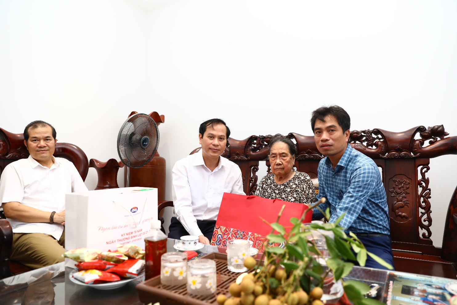 Xã Sơn Đồng tổ chức Lễ kỷ niệm 78 năm ngày Thương binh Liệt sĩ (27/7/1947 - 27/7/2025)- Ảnh 4.