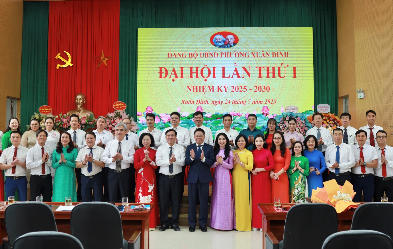 Đại hội Đảng bộ UBND phường Xuân Đỉnh: Phấn đấu trở thành phường “Thông minh – Kiểu mẫu” của Thủ đô- Ảnh 5.