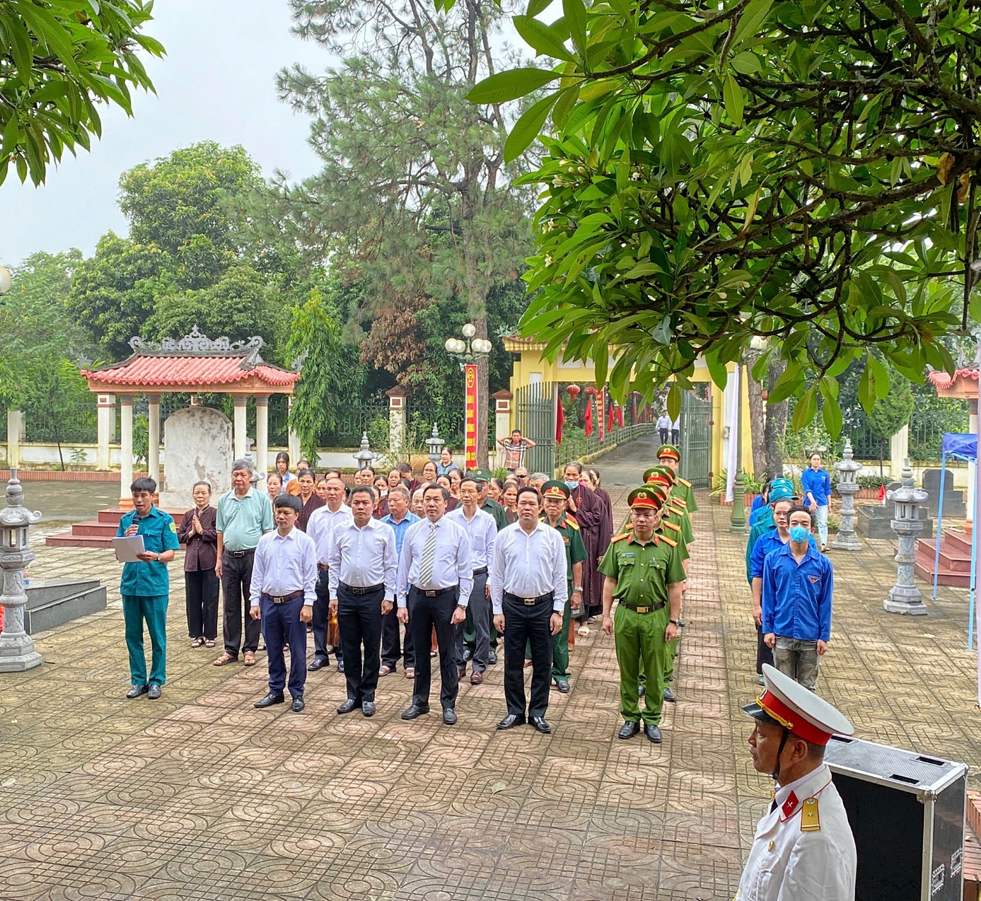Xã Xuân Mai tổ chức Lễ dâng hương tưởng niệm các anh hùng liệt sĩ nhân dịp kỷ niệm 78 năm ngày Thương binh – Liệt sĩ- Ảnh 10.