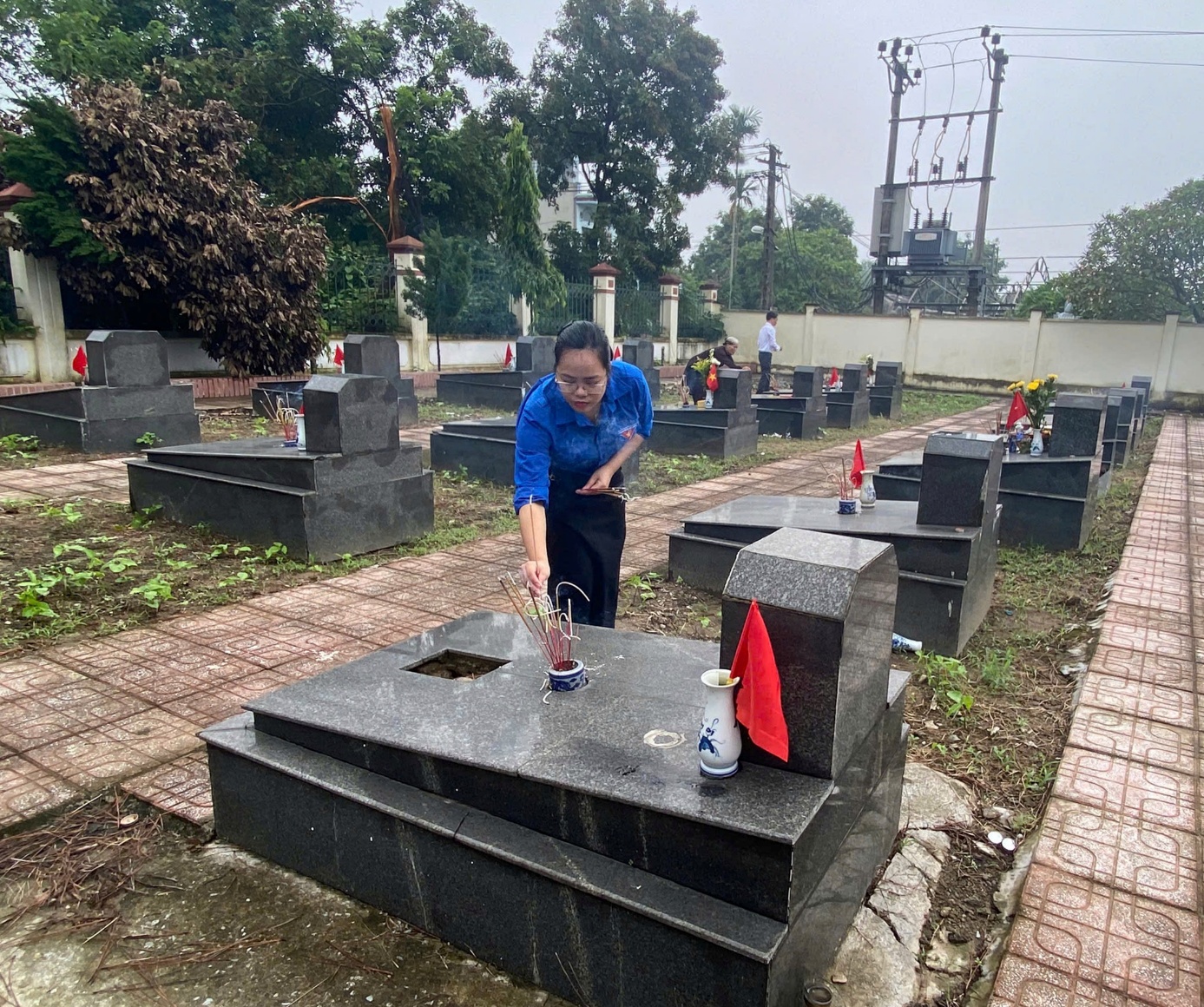 Xã Xuân Mai tổ chức Lễ dâng hương tưởng niệm các anh hùng liệt sĩ nhân dịp kỷ niệm 78 năm ngày Thương binh – Liệt sĩ- Ảnh 16.