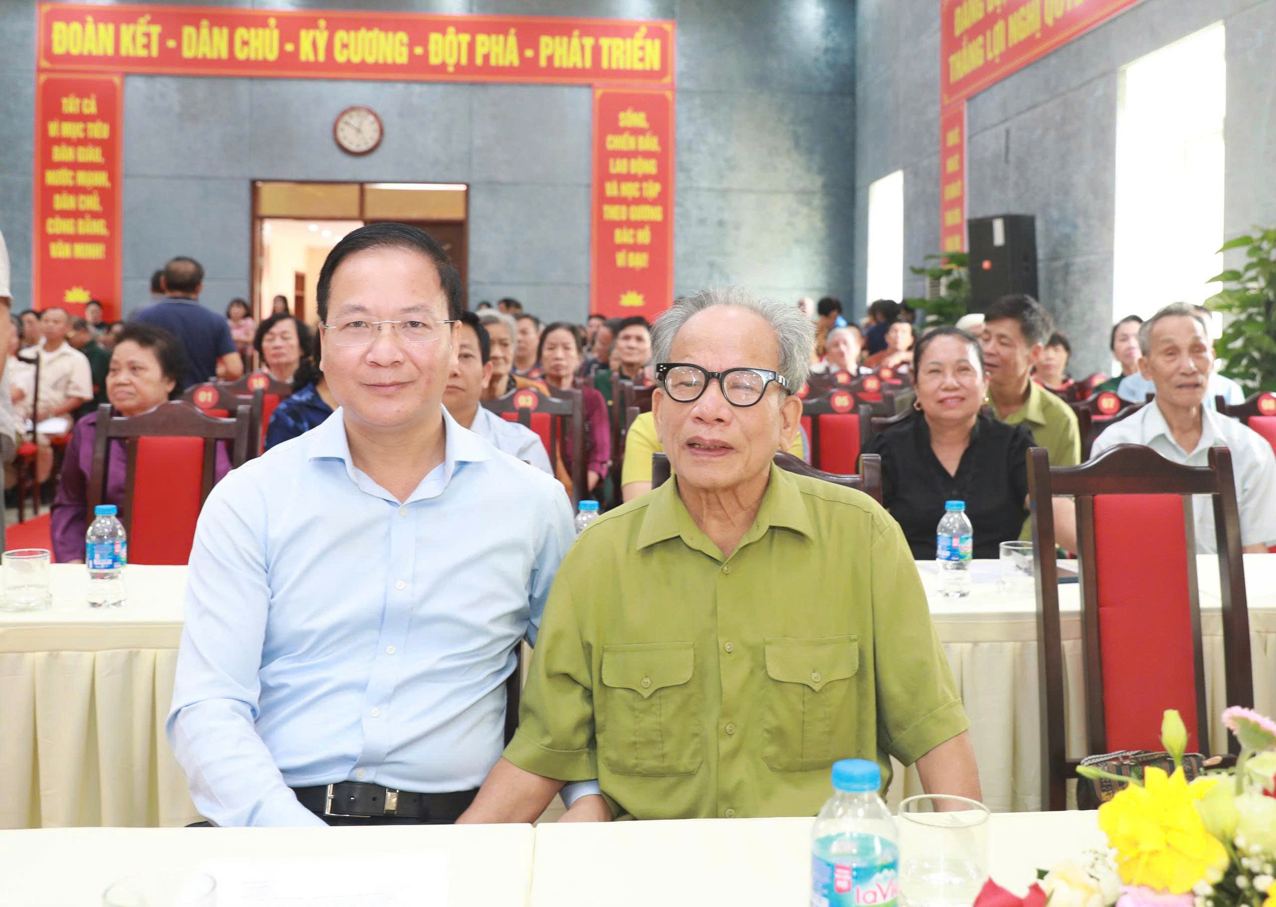 Phường Vĩnh Hưng gặp mặt, tri ân các thương binh, bệnh binh, thân nhân liệt sĩ và người có công với cách mạng trên địa bàn- Ảnh 6.