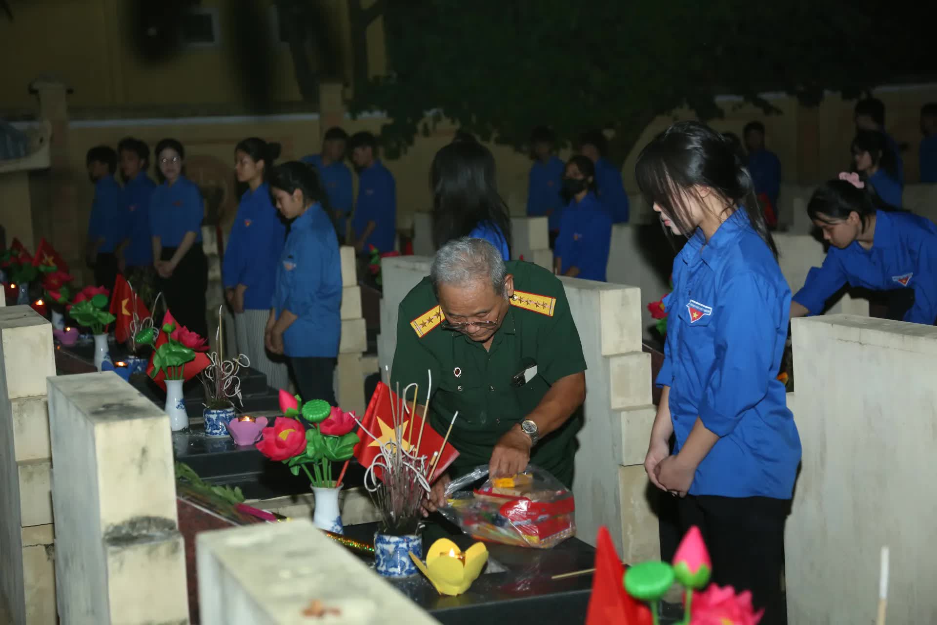 Xã Yên Lãng: Dâng hương tưởng nhớ các Anh hùng liệt sĩ- Ảnh 6.