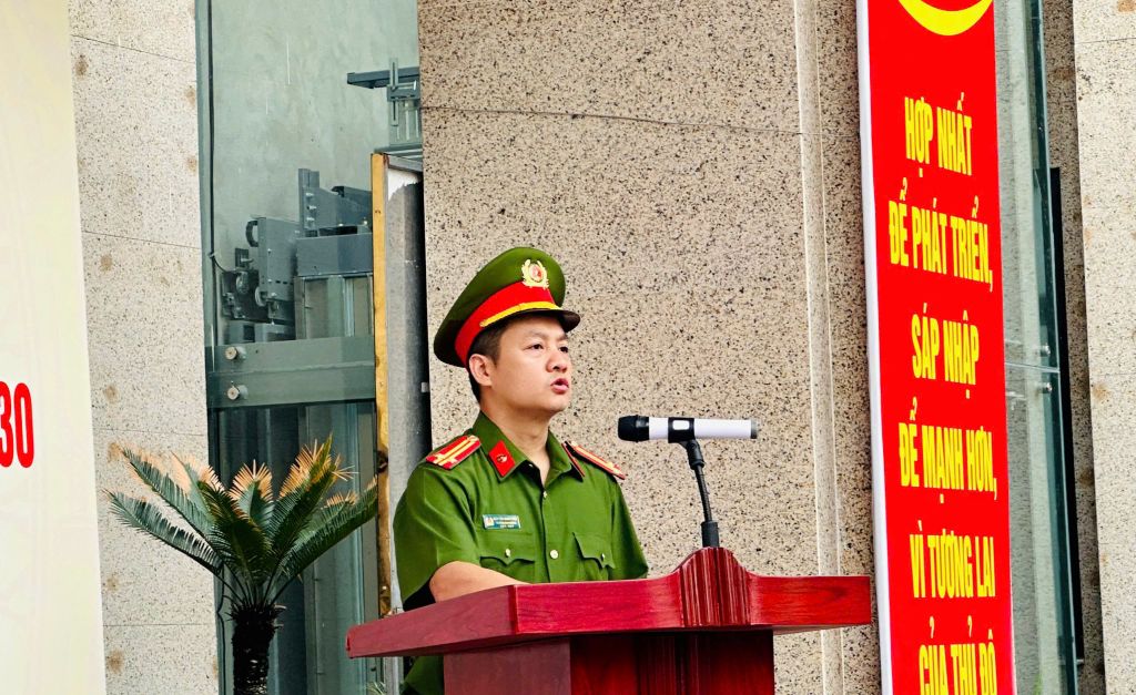 PHƯỜNG PHƯƠNG LIỆT RA QUÂN CAO ĐIỂM AN NINH TRẬT TỰ, VỆ SINH MÔI TRƯỜNG CHÀO MỪNG CÁC NGÀY LỄ LỚN- Ảnh 4.