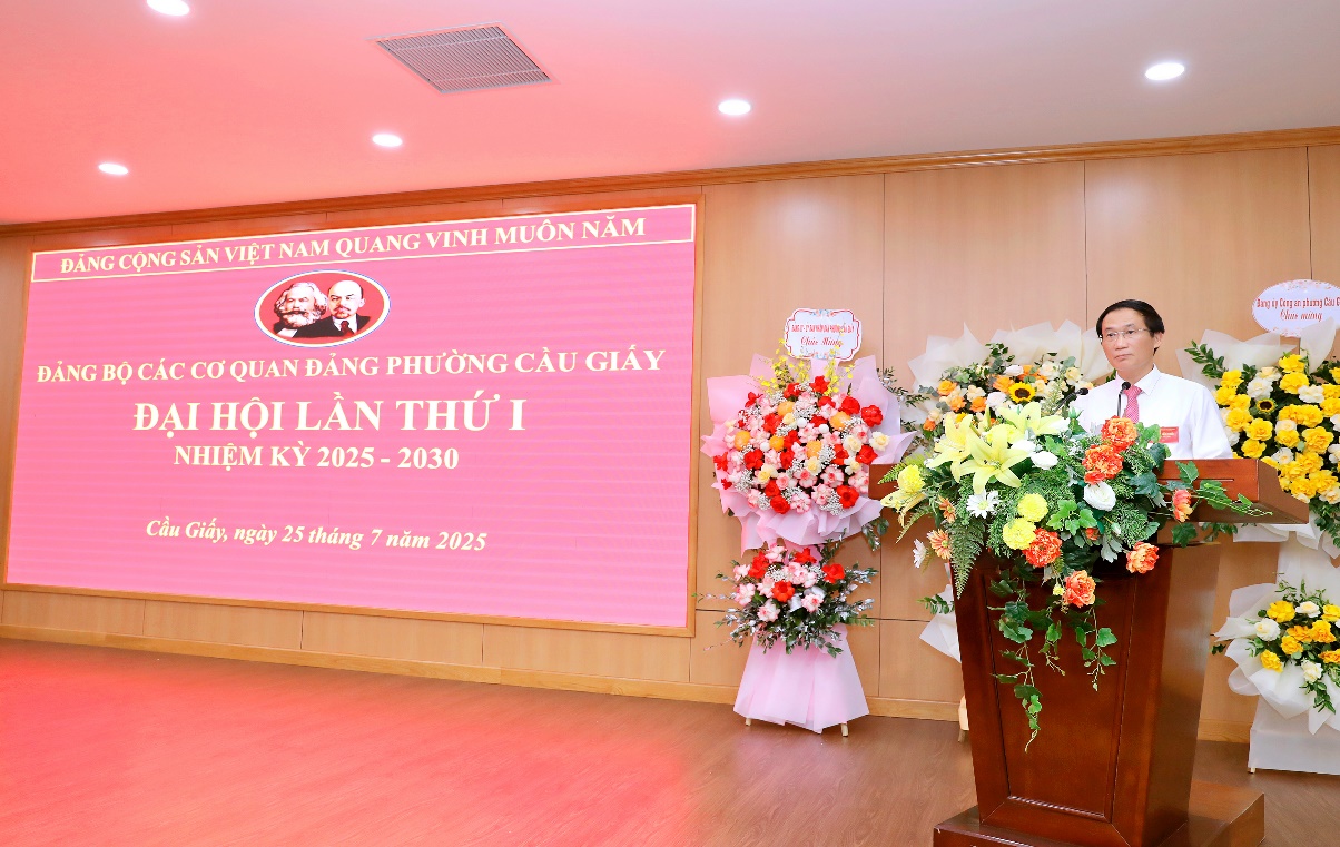 D:\ĐH cơ quan Đảng 25.7\114A8573.JPG