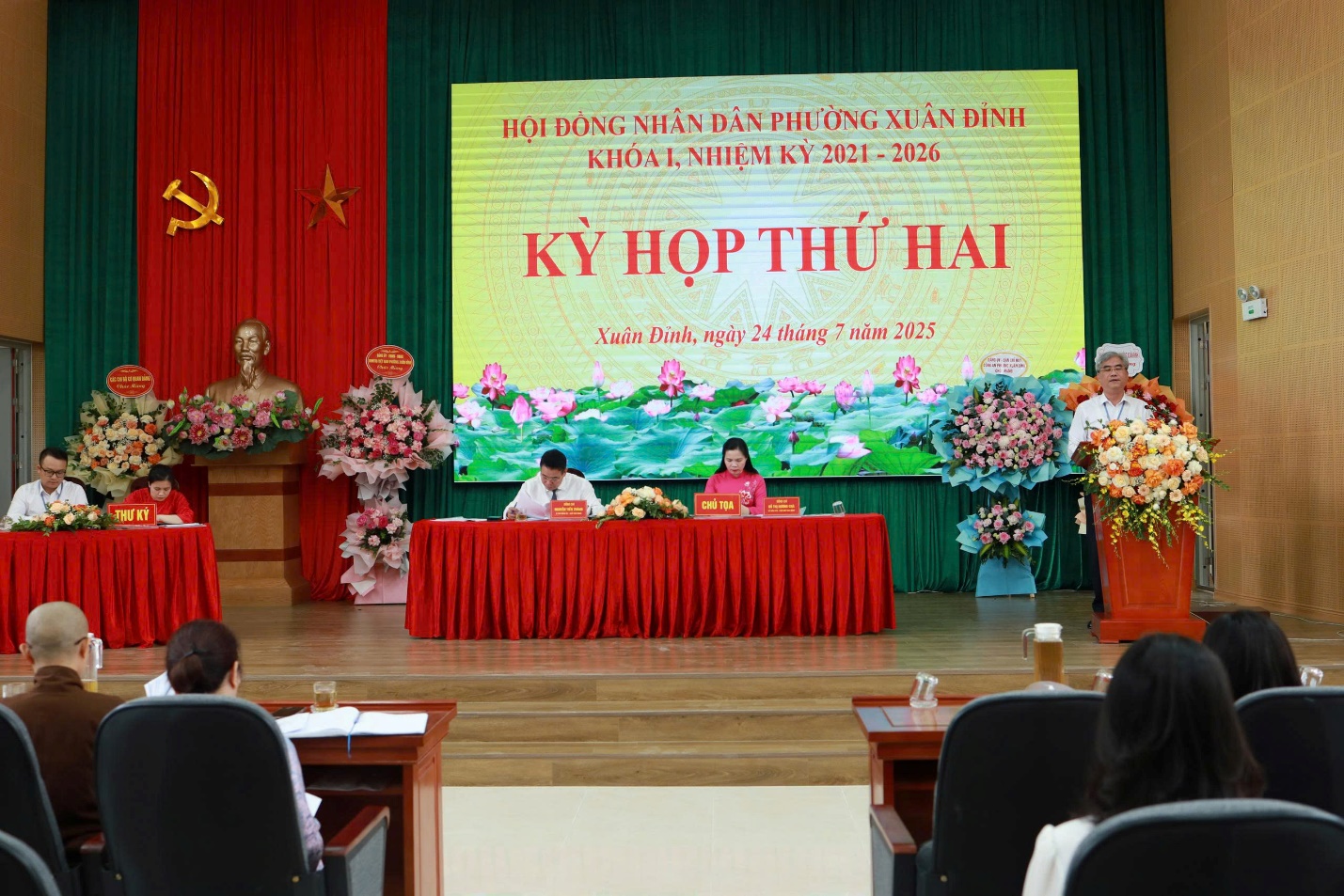 HĐND phường Xuân Đỉnh tổ chức kỳ họp thứ 2 thông qua nhiều nghị quyết quan trọng- Ảnh 2.