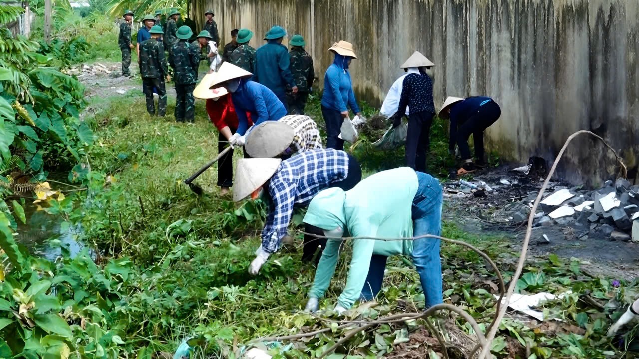 Ủy ban MTTQ xã Hồng Sơn nhiều hoạt động ý nghĩa 78 năm ngày Thương binh Liệt sỹ và chào mừng Đại hội Đảng bộ xã Hồng Sơn lần thứ Nhất, nhiệm kỳ 2025 - 2030.- Ảnh 3.