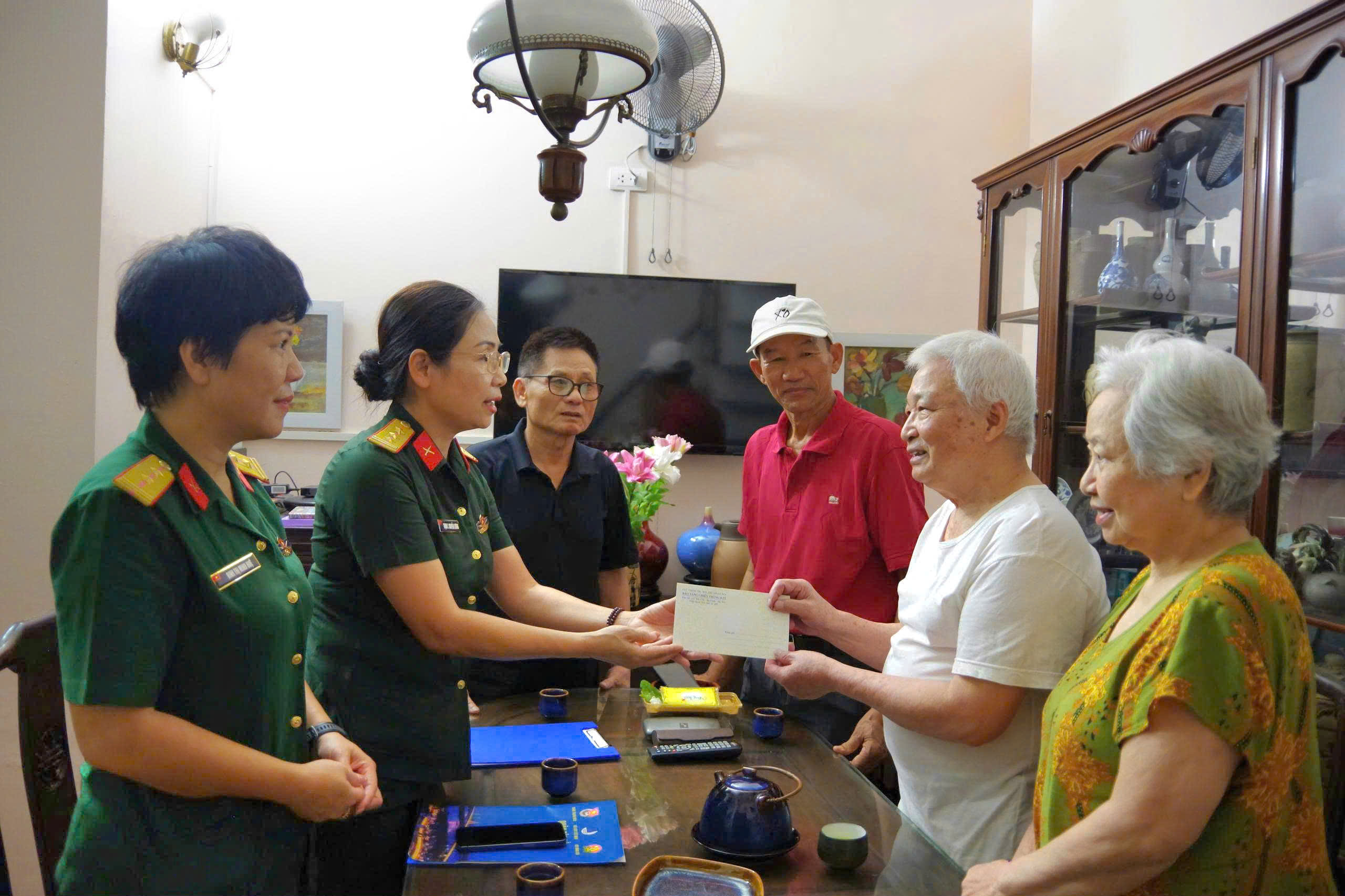 Phường Ngọc Hà: Phát huy sức mạnh tổng thể trong công tác đền ơn đáp nghĩa- Ảnh 32.