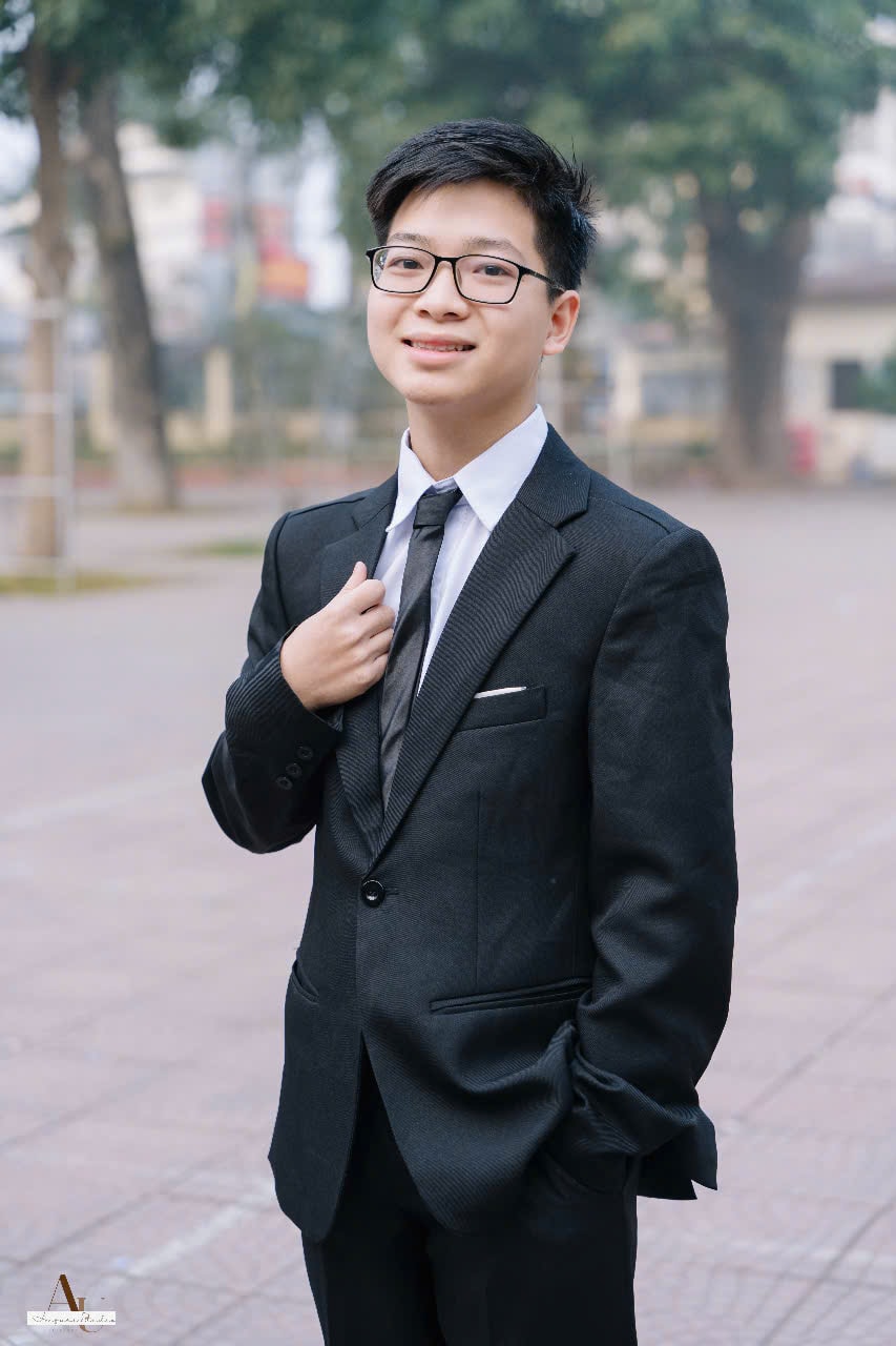Học sinh Hà Nội Nguyễn Duy Phong - ghi danh với “cú đúp” thủ khoa- Ảnh 1.