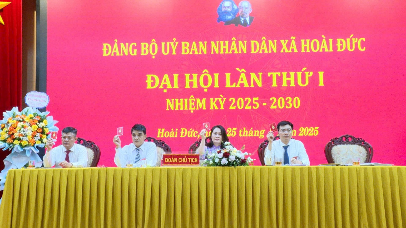 Đại hội Đảng bộ UBND xã Hoài Đức lần thứ I, nhiệm kỳ 2025-2030- Ảnh 8.