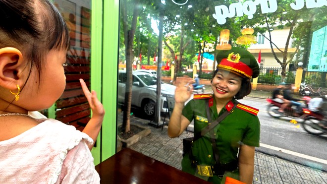 Chuyện ở Công an phường đông dân nhất Thủ đô- Ảnh 10.